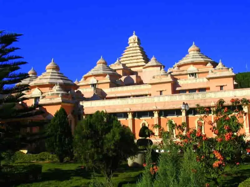 तिरुपति बालाजी मंदिर यात्रा की संपूर्ण जानकारी
