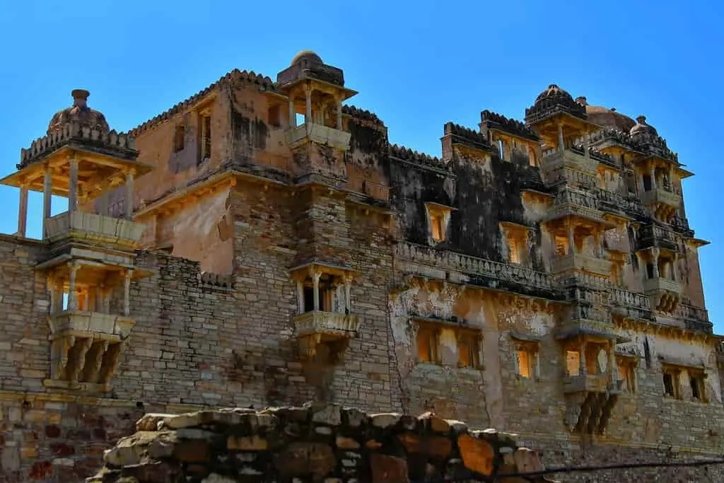 चित्तौड़गढ़ में घूमने की जगहChittorgarh Tourist Places In Hindiचित्तौड़गढ़ के प्रमुख दर्शनीय स्थलचित्तौड़गढ़ के लोकप्रिय पर्यटन स्थल
