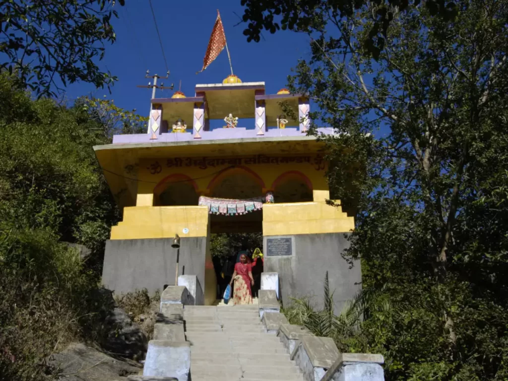 Arbuda Devi Temple in hindi