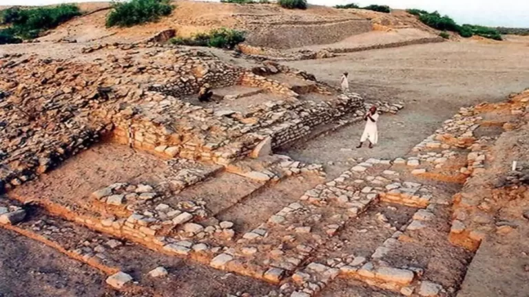 dholavira top 10 tourist places