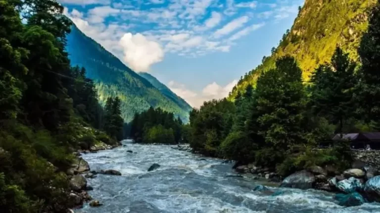 kasol me ghumne ki jagah